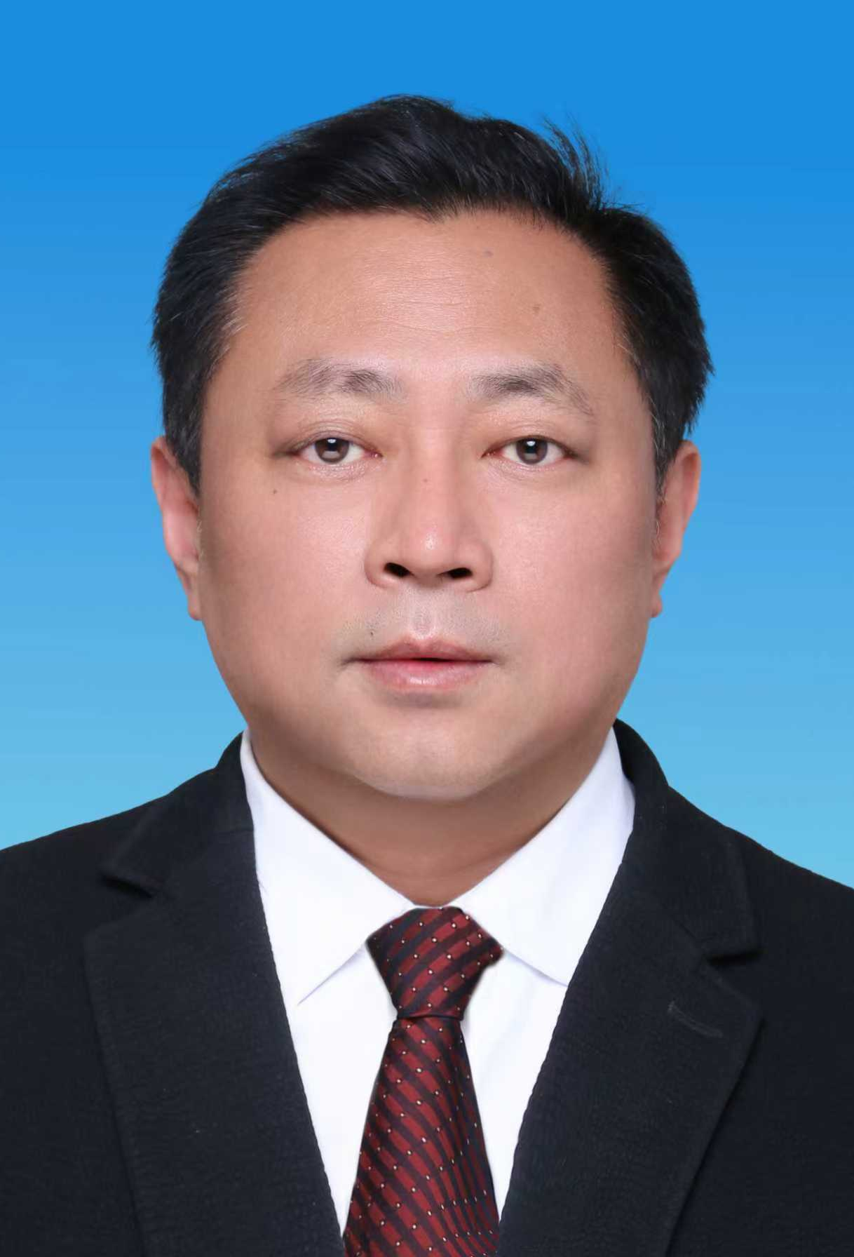 20fffa41fee5417ea0a1bca50bb6c485 艾渤